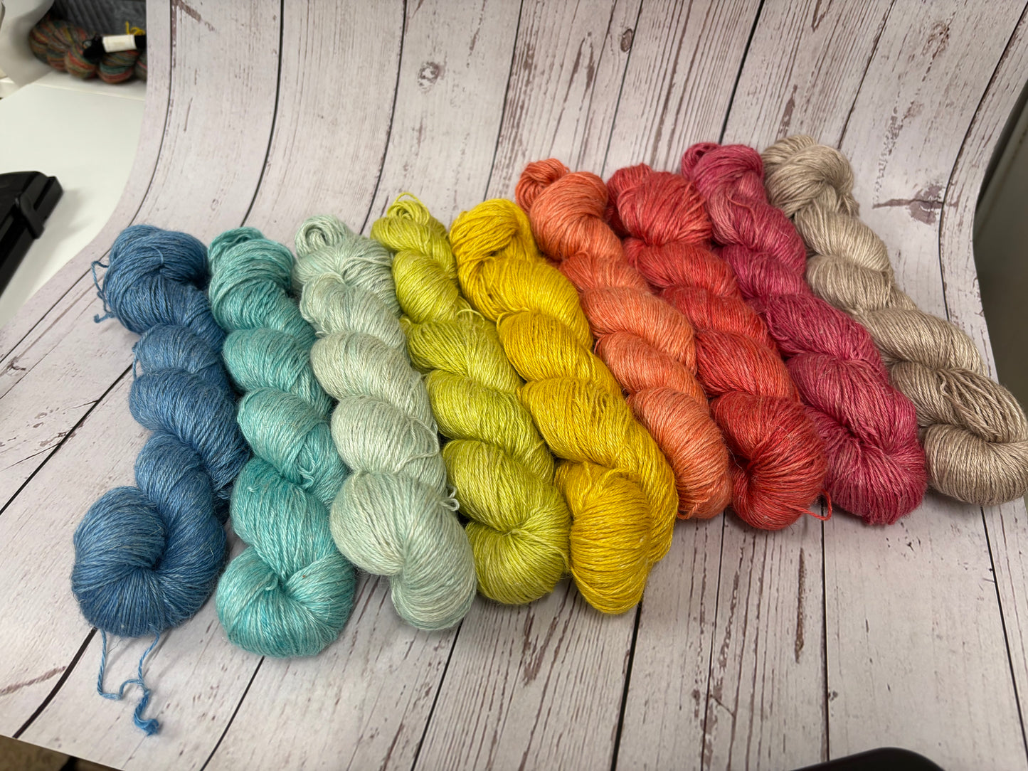 Alpaca/Linen/Silk Luxury 4ply yarn