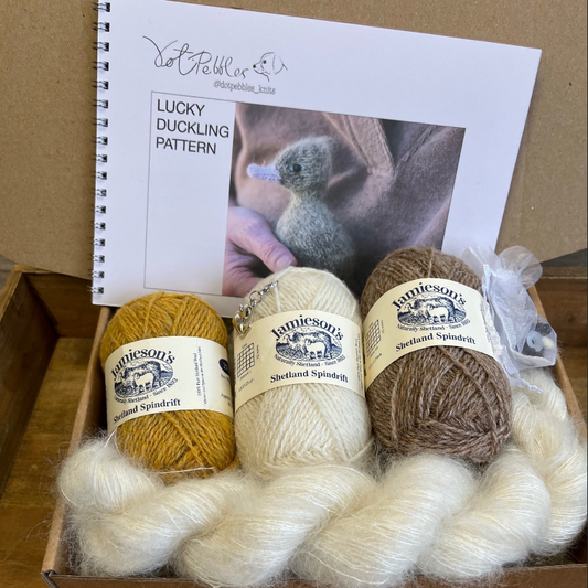 Lucky Ducklings Kit with @dotpebbles_knits