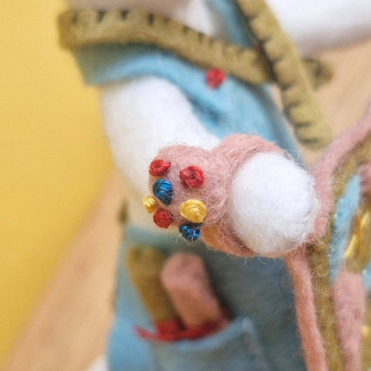 ***NEW*** Little Mouse Makes a Quilt Felt Craft Mini Kit