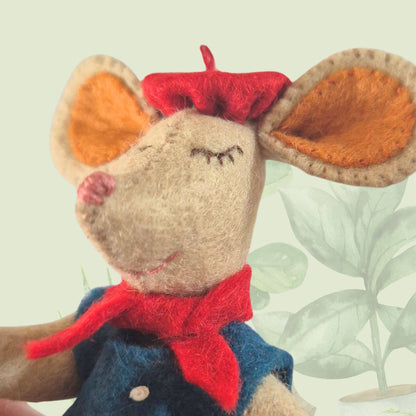 ***NEW*** Little Mouse in Paris Felt Craft Mini Kit