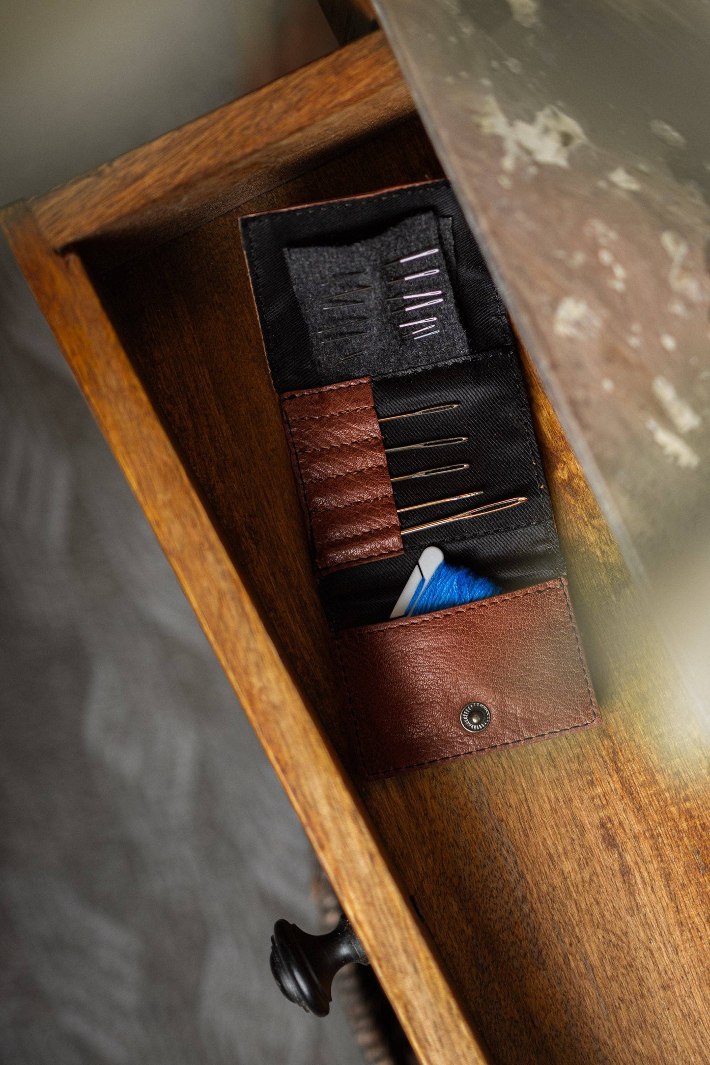 Muud - Carla Needle Case