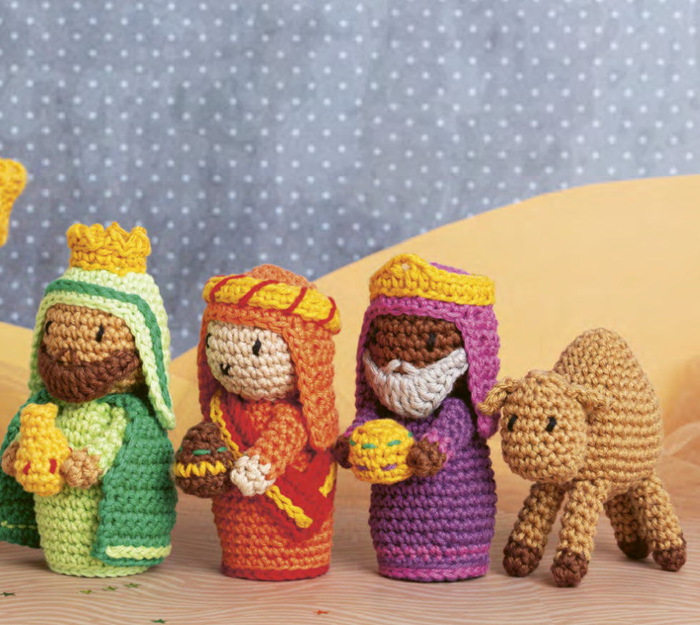 Mini Amigurumi Nativity by Sarah-Jane Hicks