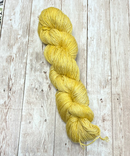 Alpaca/Linen/Silk Luxury 4ply yarn