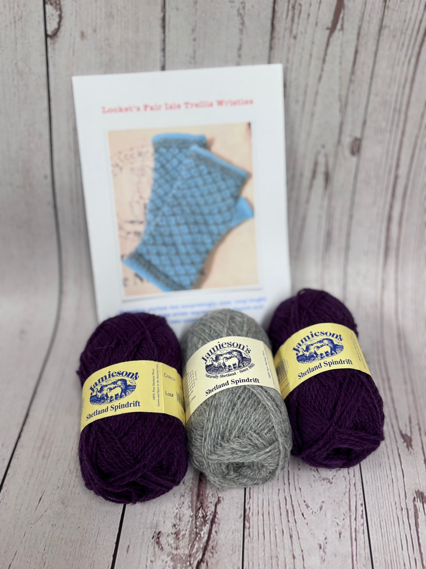 Locket’s Trellis Wristies Kit