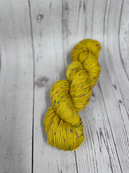 Locket's Hand Dyed 4ply Merino with multi coloured neps