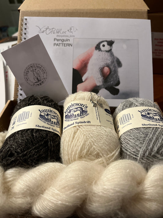 Dot Pebbles Little Penguin - Kit from Lucy Locket Land
