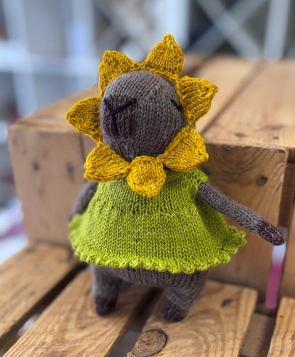 ***NEW*** Happy Flower Capybara knitting kit