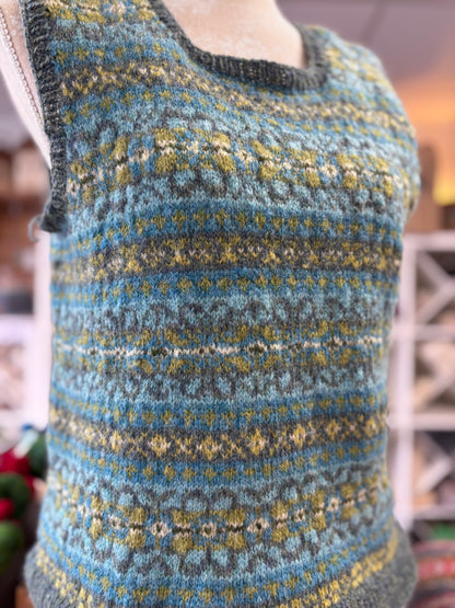 Mols Vest Kit for Locket's Jumper KAL 2025