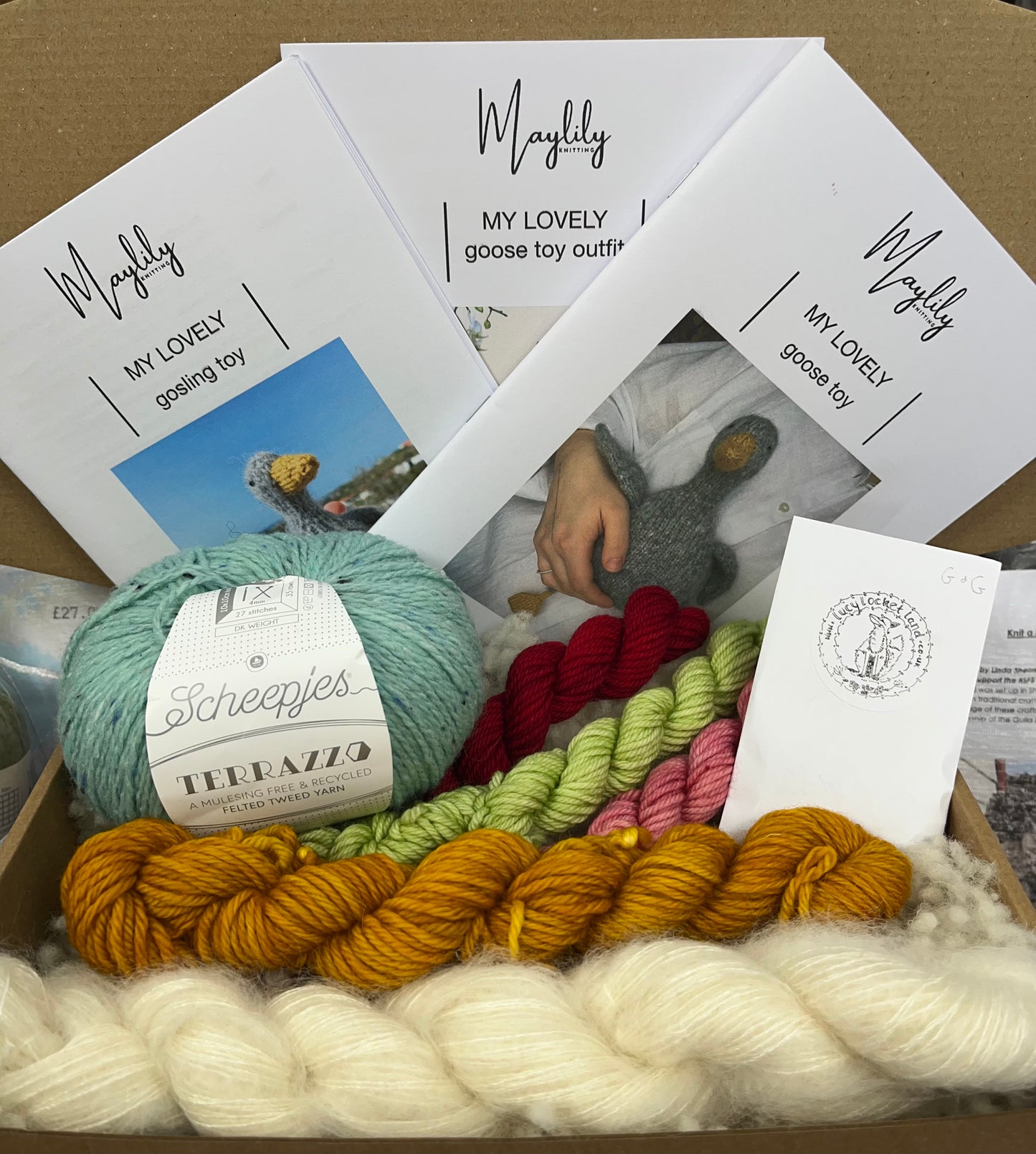 Gulliver the Goose knitting kit (with Augoostus the Gosling too!)