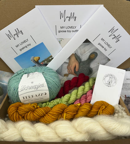 Gulliver the Goose knitting kit (with Augoostus the Gosling too!)