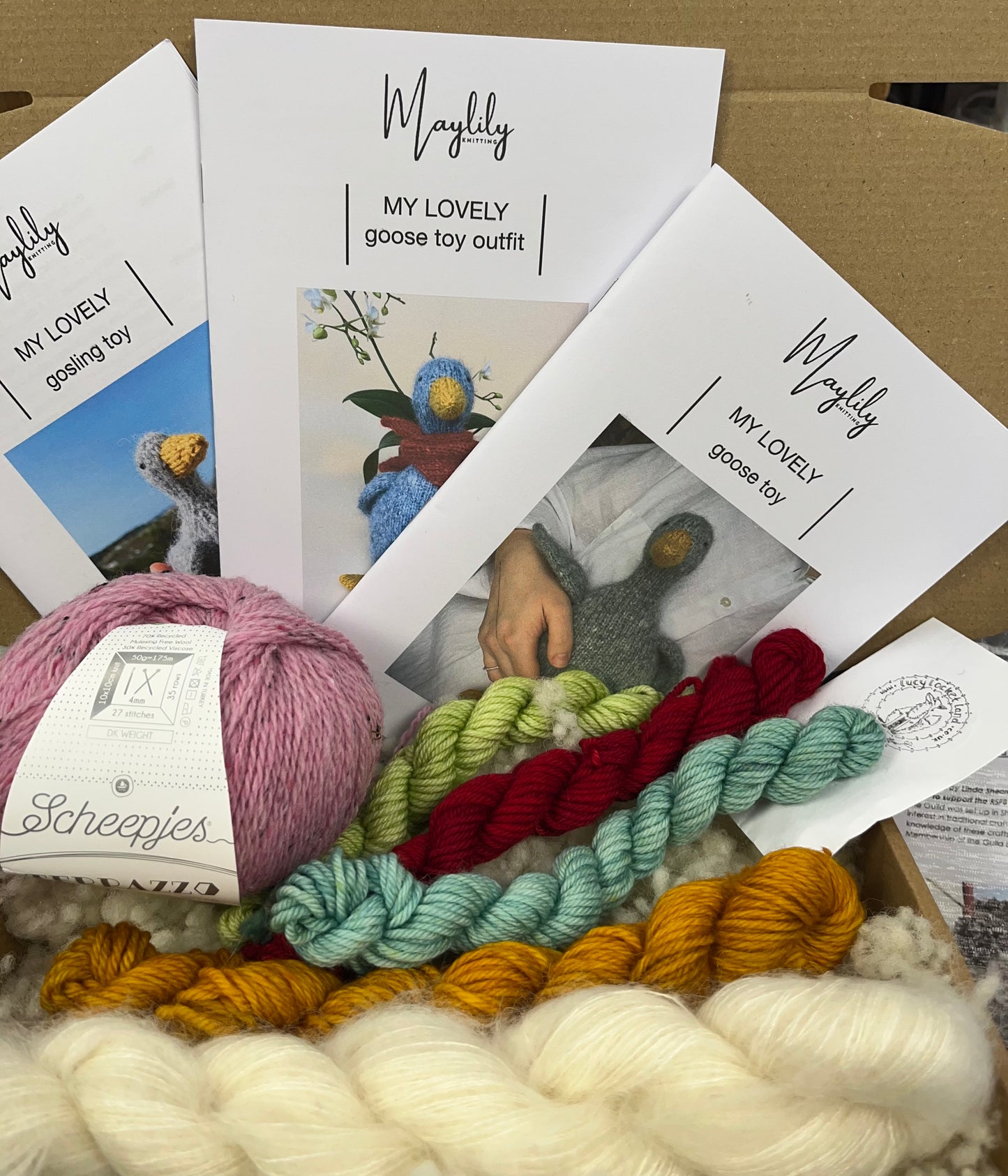 Gulliver the Goose knitting kit (with Augoostus the Gosling too!)