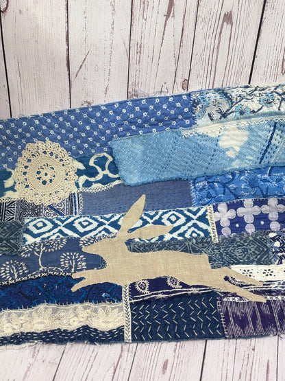Locket’s Midnight Hare Stitching Kit