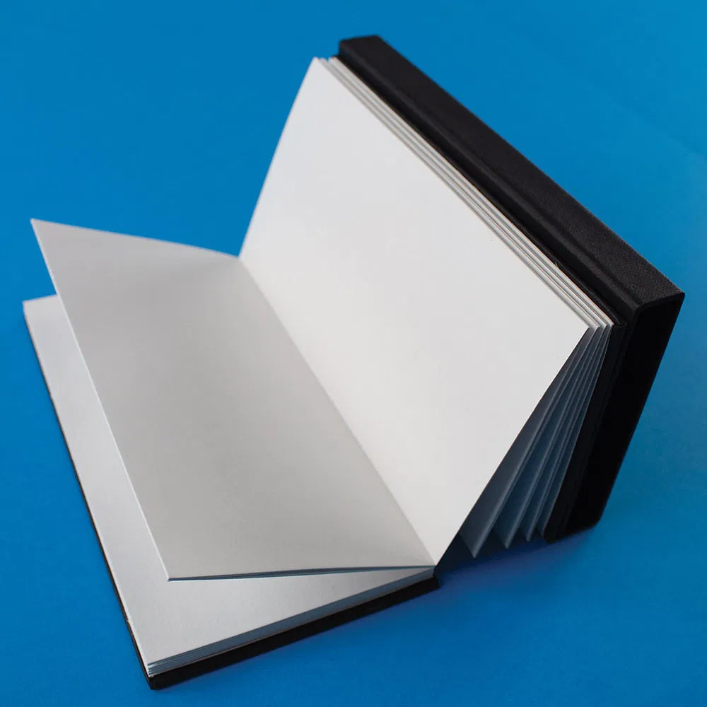 *New* medium Concertina Hardback Sketchbook with Case