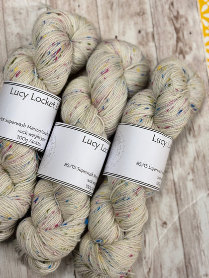 Locket's Hand Dyed 4ply Merino with multi coloured neps