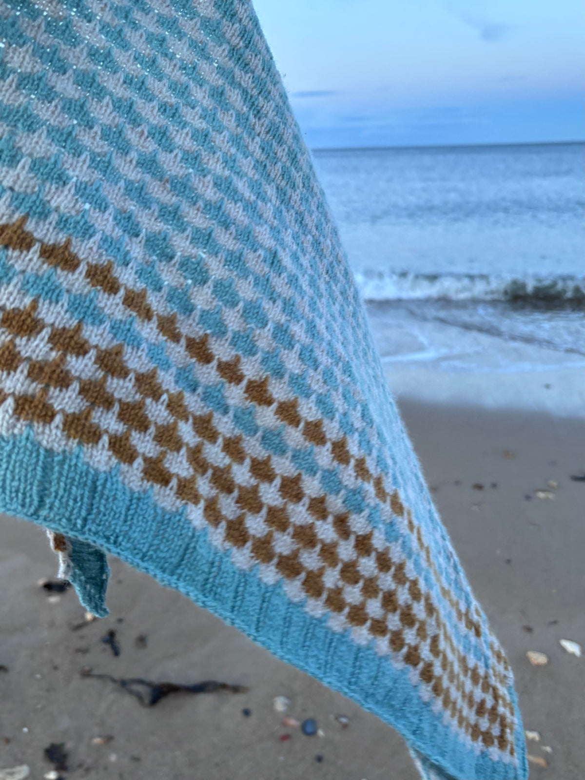 Bao Bao Shawl yarn packs (pattern to be purchased on Ravelry)