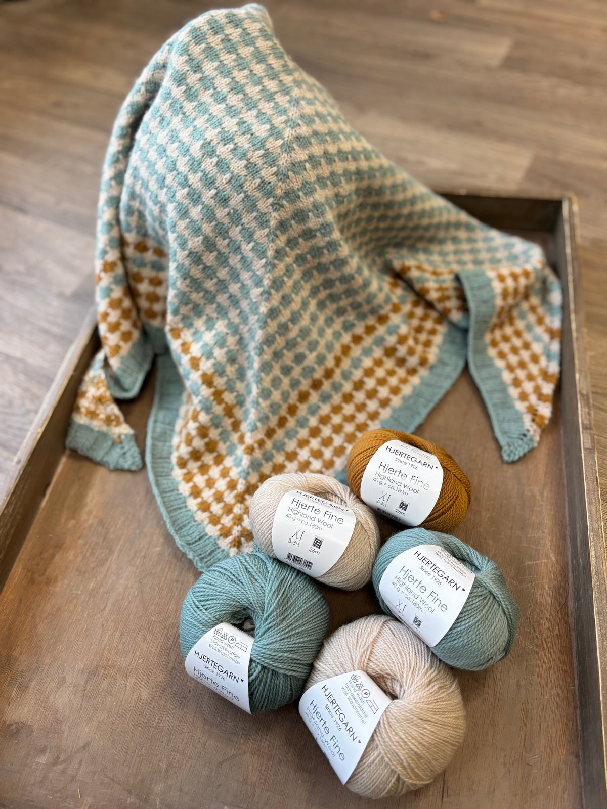 Bao Bao Shawl yarn packs (pattern to be purchased on Ravelry)
