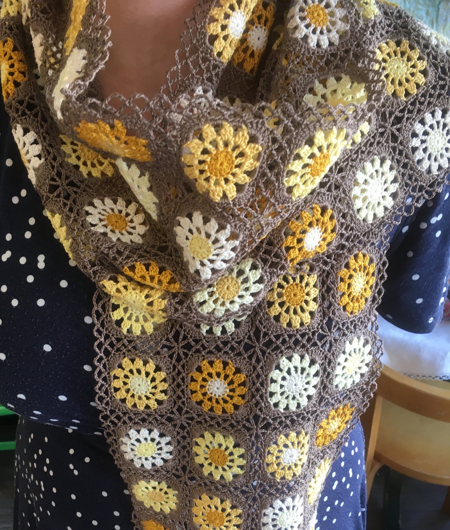 Rose Trellis Fine Crochet Scarf Kit “ Lady Hillingdon”