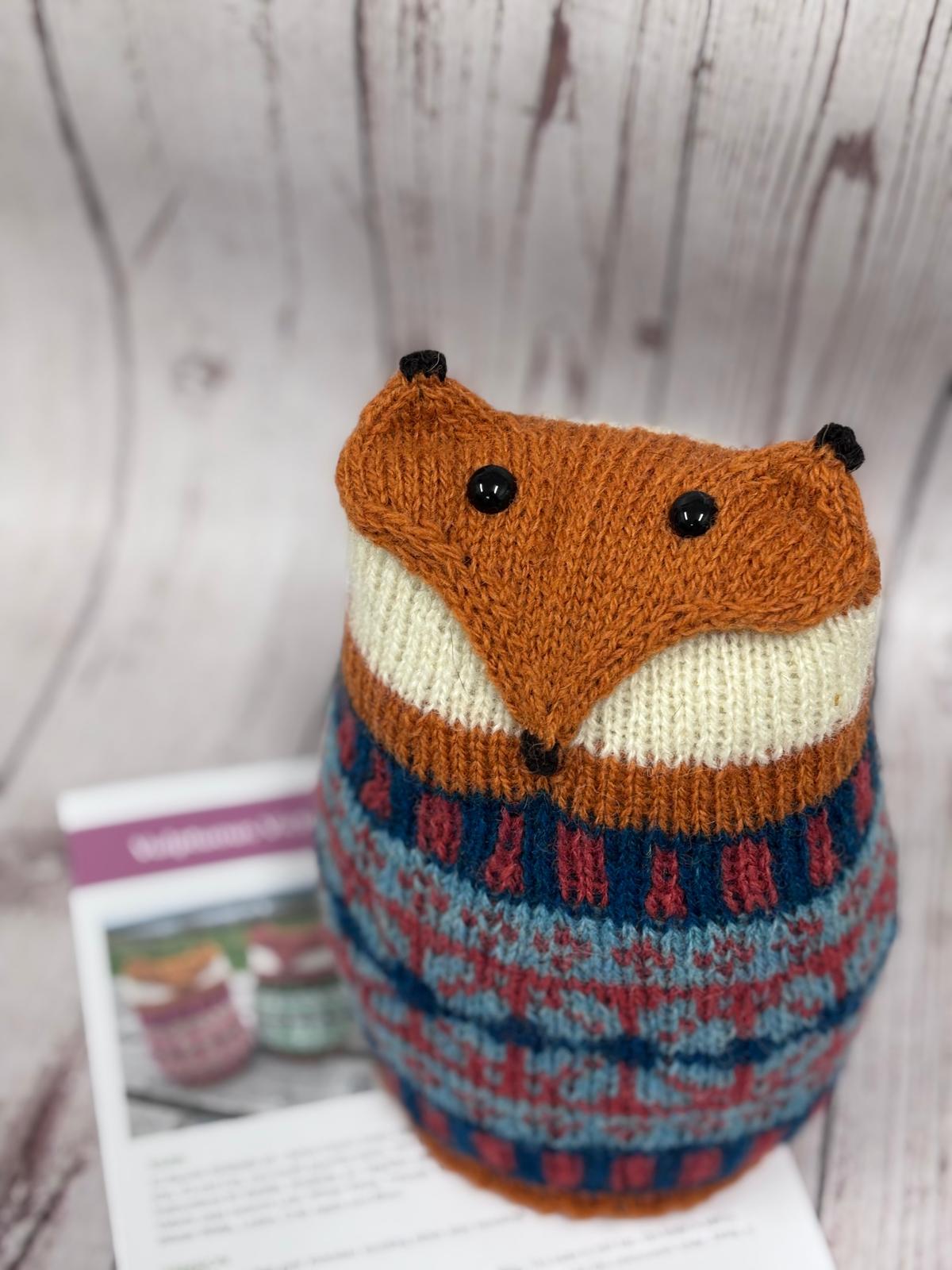 New “Vulptuous Victor” Fox knitting kit