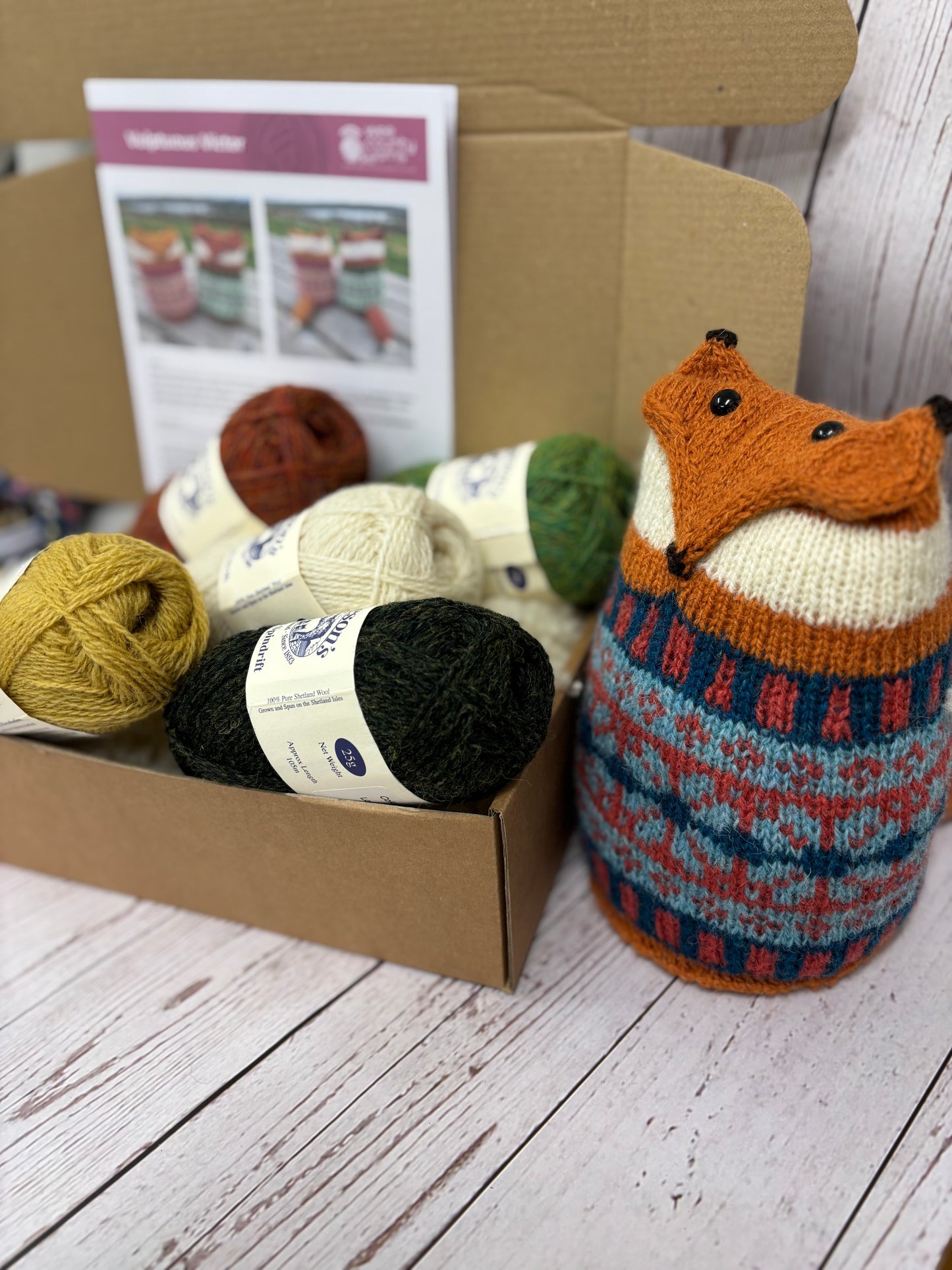 New “Vulptuous Victor” Fox knitting kit