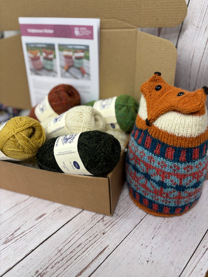 New “Vulptuous Victor” Fox knitting kit