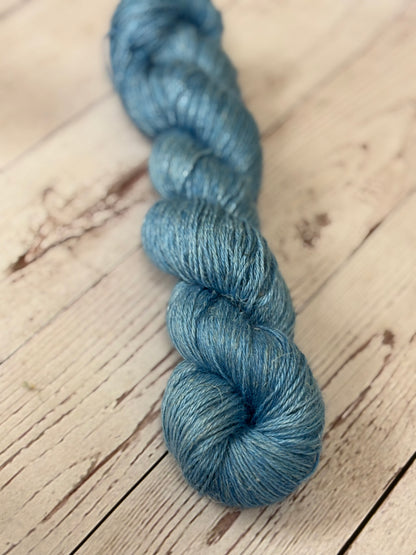 Alpaca/Linen/Silk Luxury 4ply yarn