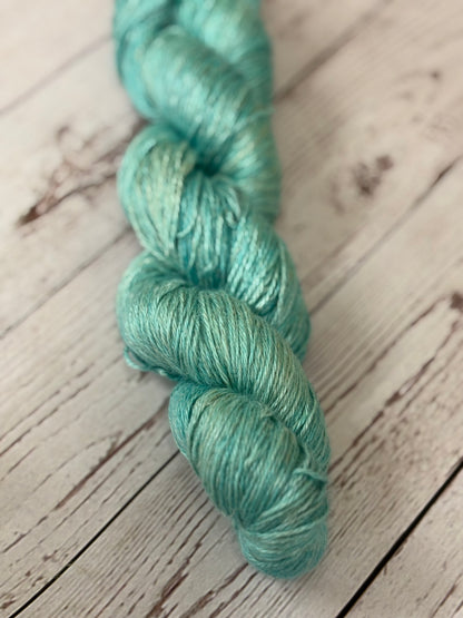 Alpaca/Linen/Silk Luxury 4ply yarn