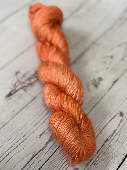 Alpaca/Linen/Silk Luxury 4ply yarn
