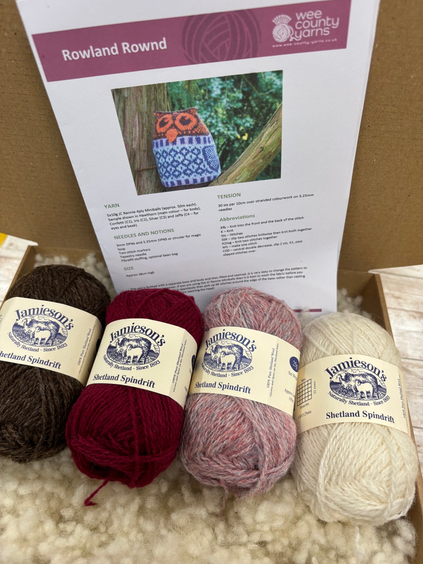 New “Rowland Rownd” Owl knitting kit